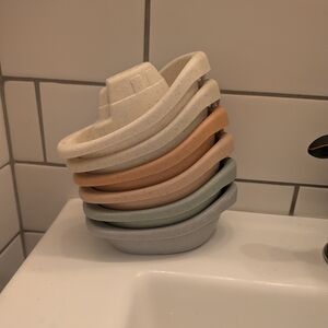 Set of Speckled Boat Toys